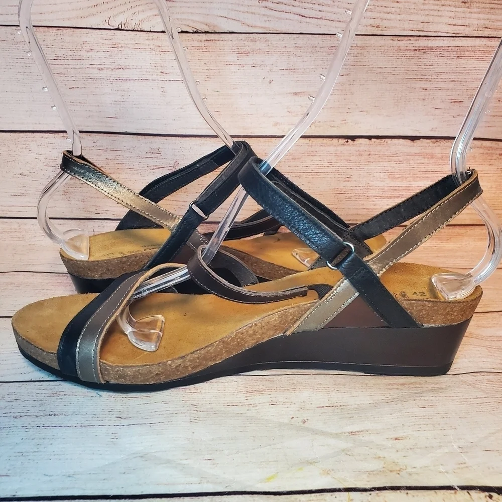 Naot Womens EU 42 US 11 Hero Black/Walnut Leather Wedge Strappy Sandals